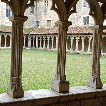 Bonabri Vacances - Chambres D'Hotes Chazelles  Dış mekan fotoğraf