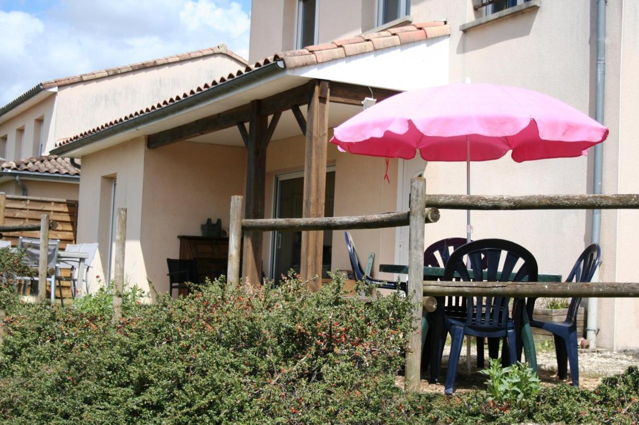 Bonabri Vacances - Chambres D'Hotes Chazelles  Dış mekan fotoğraf