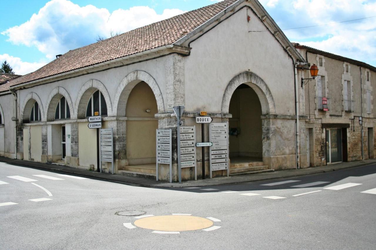 Bonabri Vacances - Chambres D'Hotes Chazelles  Dış mekan fotoğraf