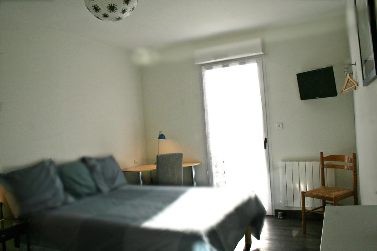 Bonabri Vacances - Chambres D'Hotes Chazelles  Dış mekan fotoğraf
