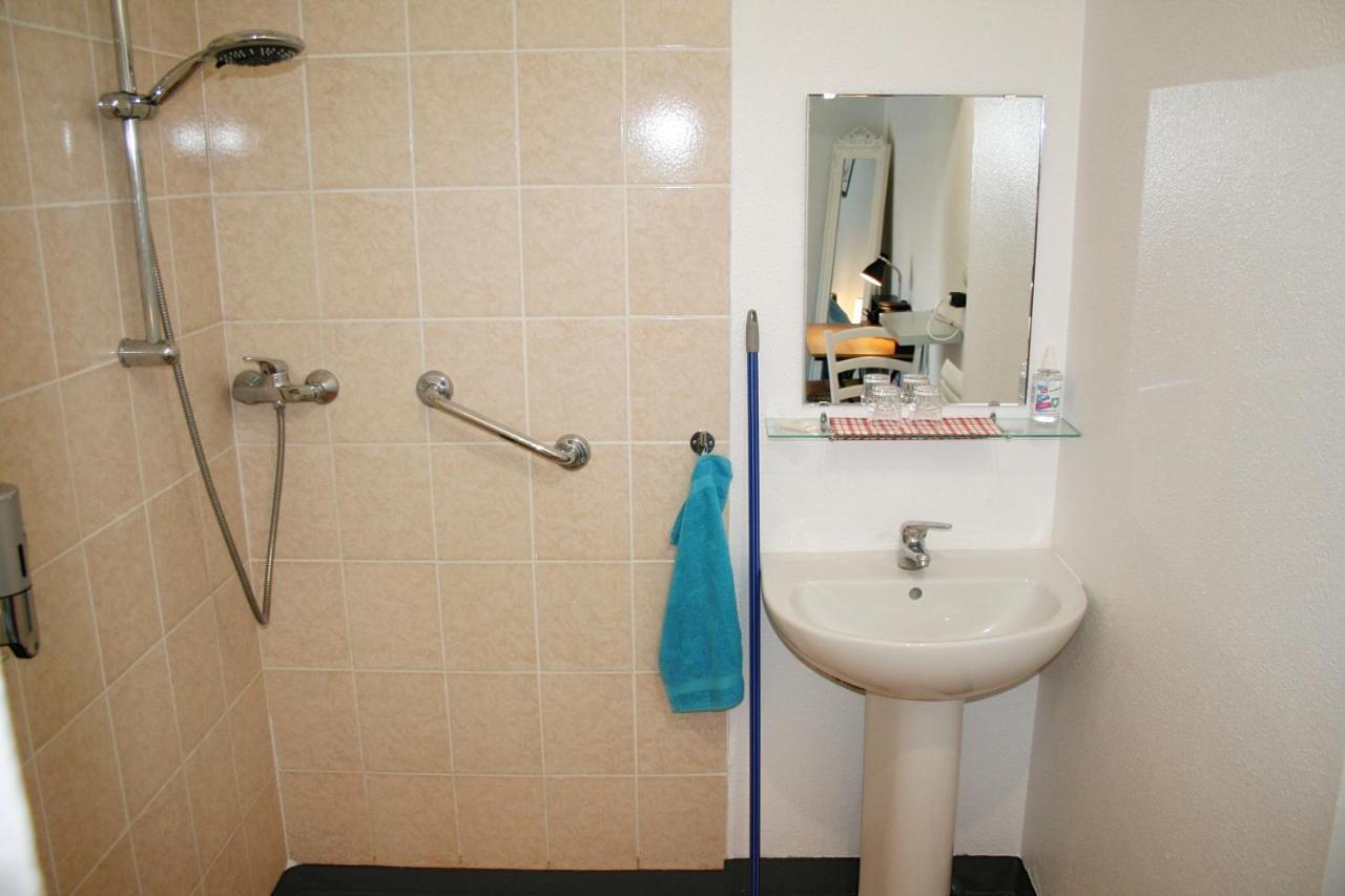 Bonabri Vacances - Chambres D'Hotes Chazelles  Dış mekan fotoğraf